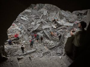 israeli-air-strike-kills-palestinian-woman-in-gaza-city